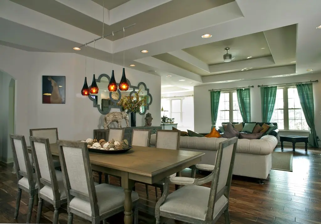 DINING-Mcrae-New