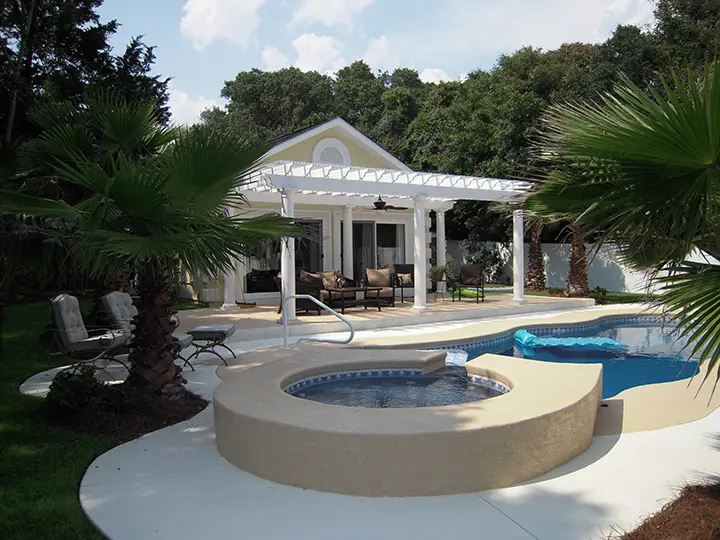 Mozingo-new-pool-2